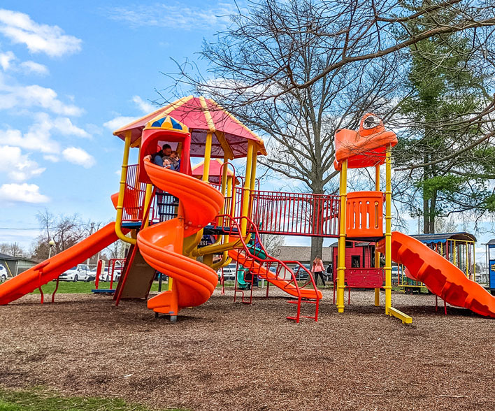 Ray Fosse Park play set for the About Marion Park District page.